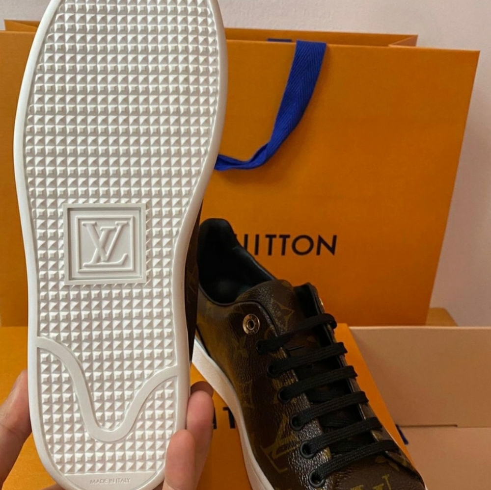 BNIB LOUIS VUITTON FRONT ROW SNEAKERS - Picture 4 of 8